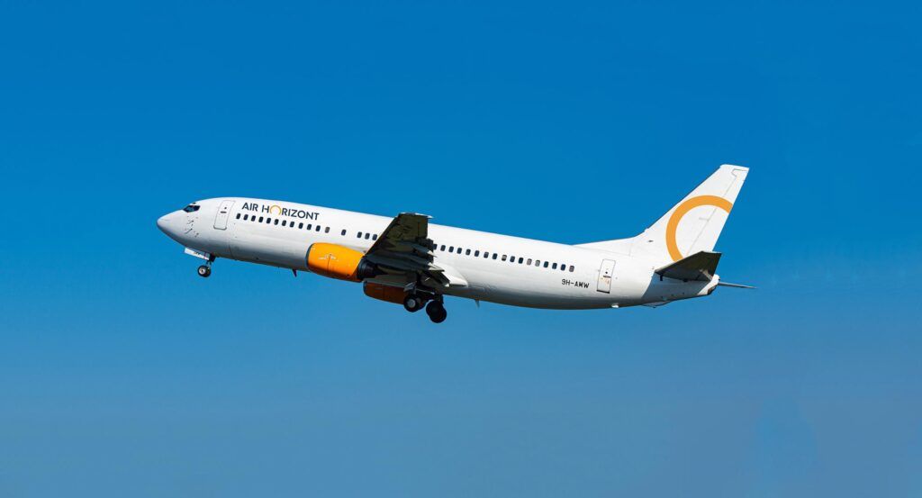 Avión-Air-Horizont